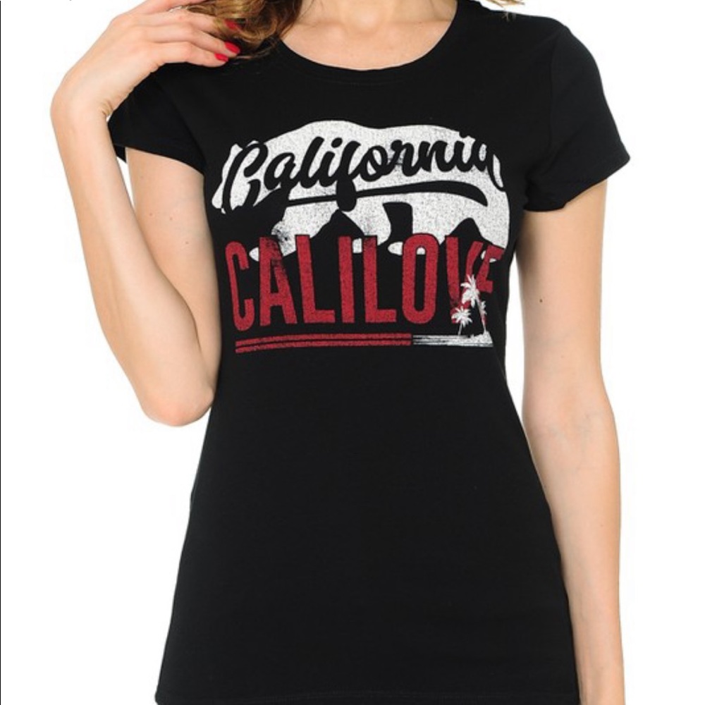 Graphics tee